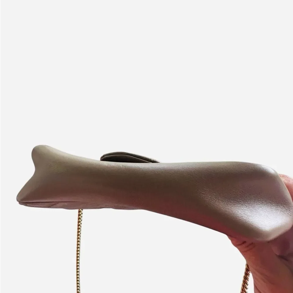 Gucci Marmont double G mini Beige Leather Crossbody Bag with Gold Chain - Picture 7 of 11